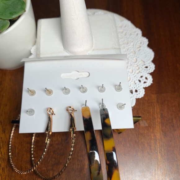 Coordinating 6 pair set of new earrings. Mix and match! - Picture 6 of 6